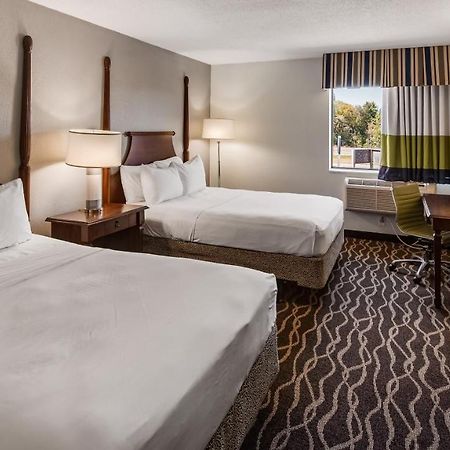 Bliss Point Inn & Suites ニュー・バッファロー エクステリア 写真